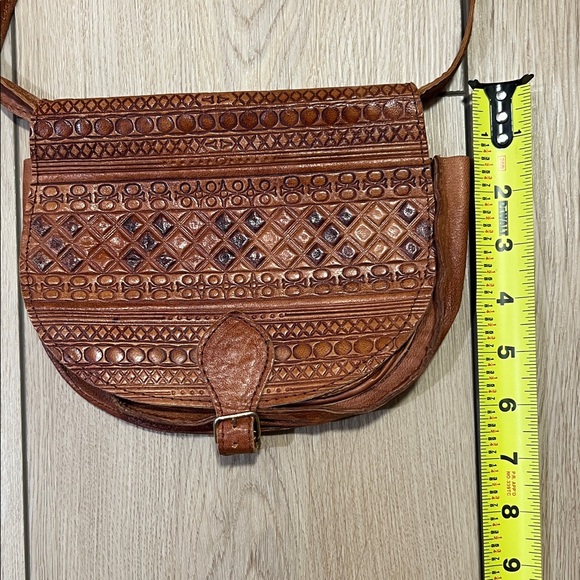 Vintage Circa 1990’s Brown Leather Crossbody Bag - Picture 14 of 16